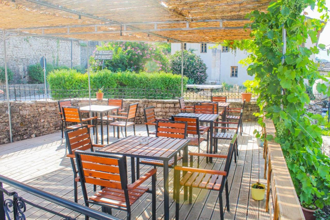 Silver Hill Guesthouse Gjirokastra Zewnętrze zdjęcie