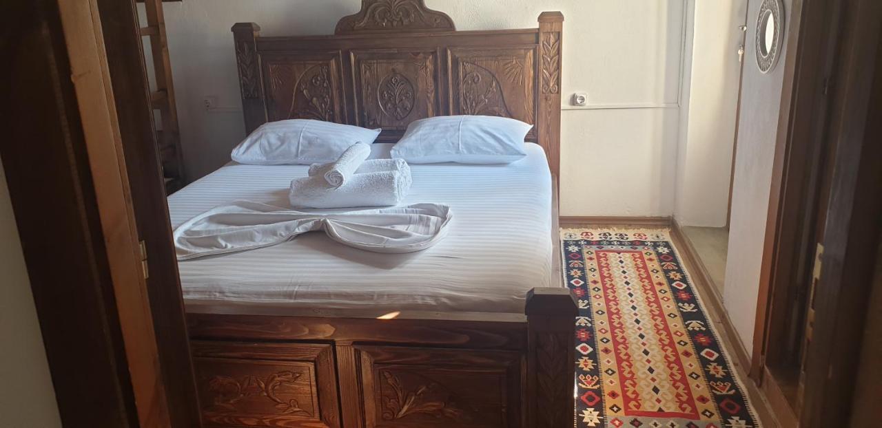 Silver Hill Guesthouse Gjirokastra Zewnętrze zdjęcie