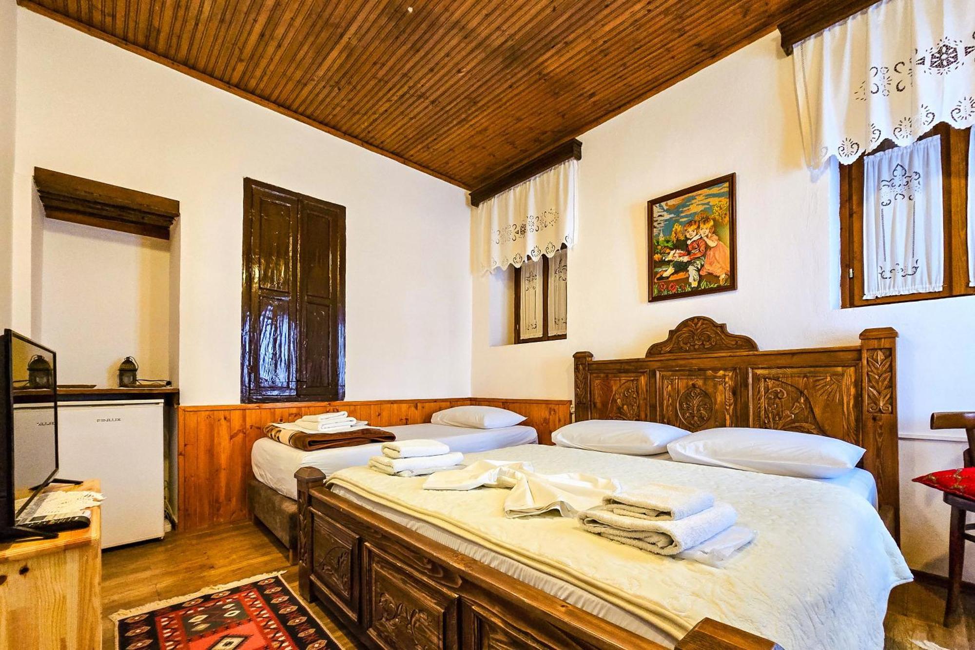 Silver Hill Guesthouse Gjirokastra Zewnętrze zdjęcie